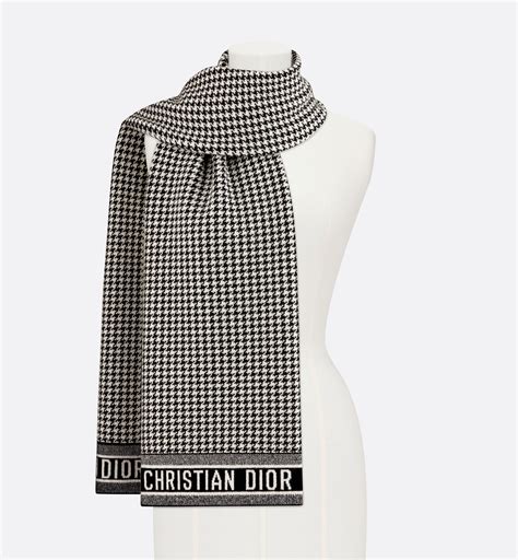 dior 30 montaigne scarf|30 Montaigne Scarf Black and White Blended Cashmere Knit .